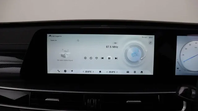 Vehicle Thumbnail 41