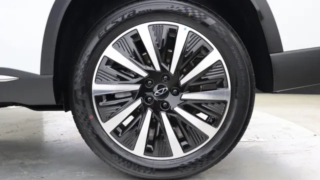 Vehicle Thumbnail 15