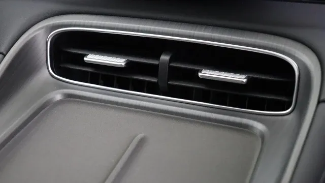 Vehicle Thumbnail 55
