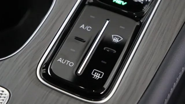 Vehicle Thumbnail 17