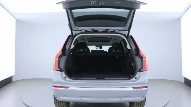 Vehicle Thumbnail 5