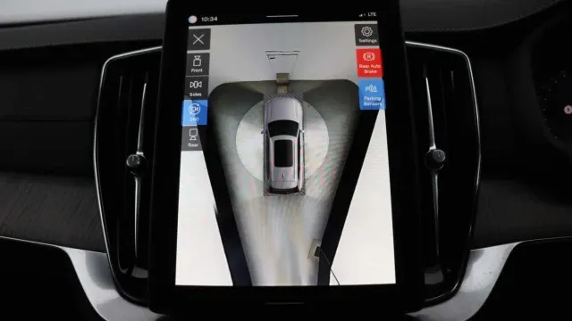 Vehicle Thumbnail 9