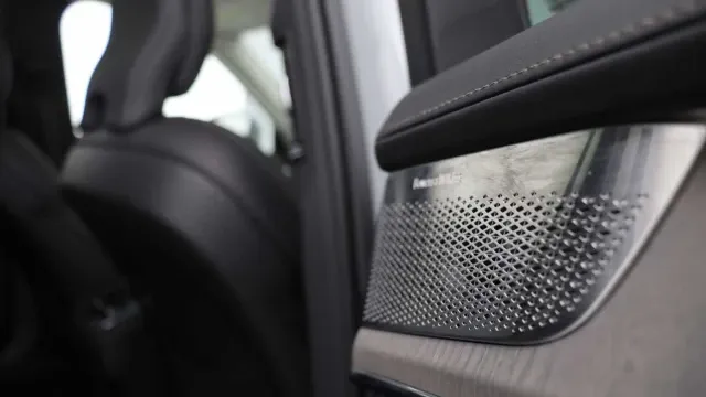Vehicle Thumbnail 37