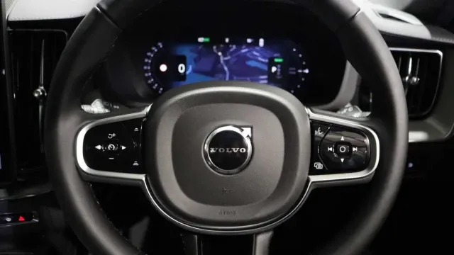 Vehicle Thumbnail 2