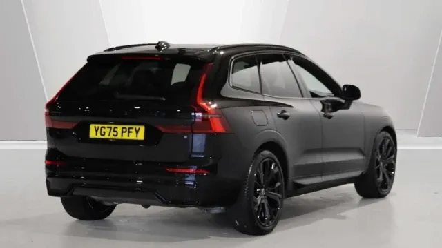 Vehicle Thumbnail 12