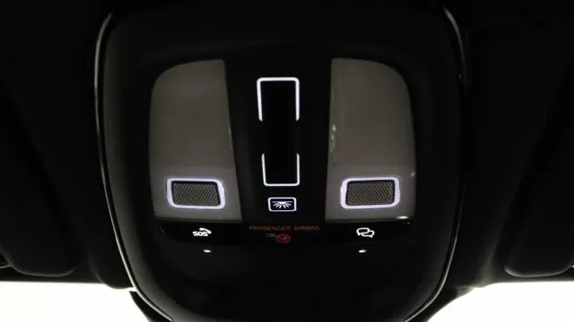 Vehicle Thumbnail 19