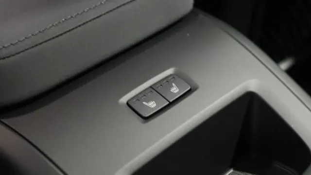 Vehicle Thumbnail 28