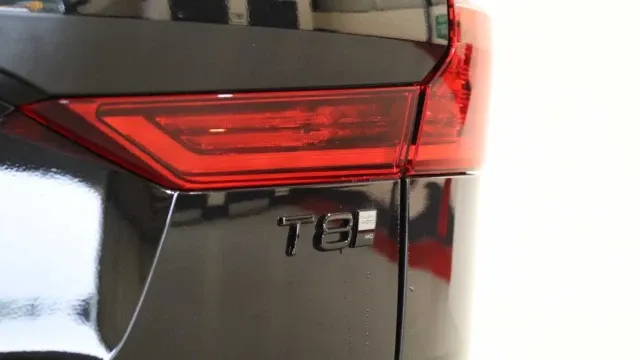 Vehicle Thumbnail 46