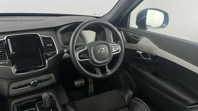Vehicle Thumbnail 10
