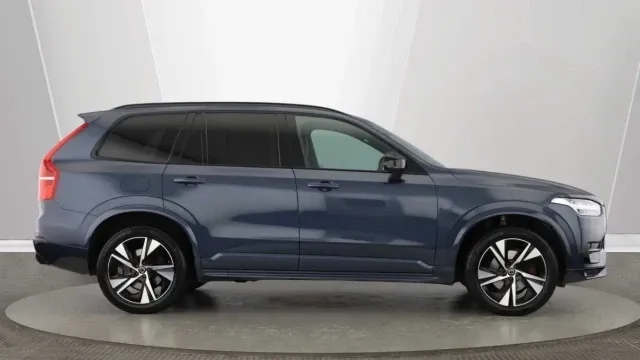 Vehicle Thumbnail 4