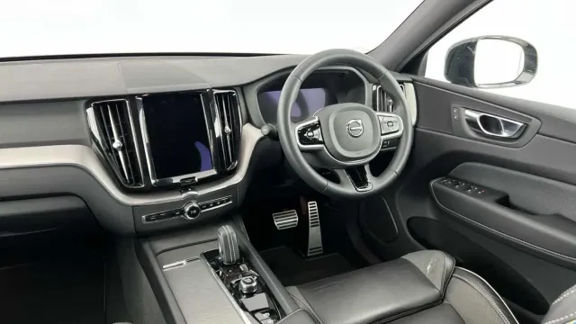 Vehicle Thumbnail 10