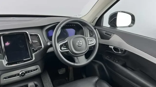 Vehicle Thumbnail 10