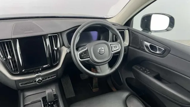 Vehicle Thumbnail 10