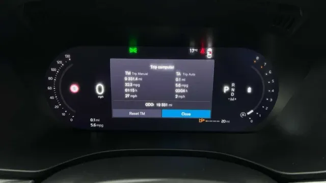 Vehicle Thumbnail 11