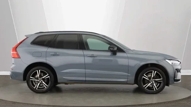 Vehicle Thumbnail 4