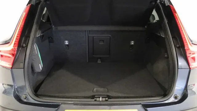 Vehicle Thumbnail 5
