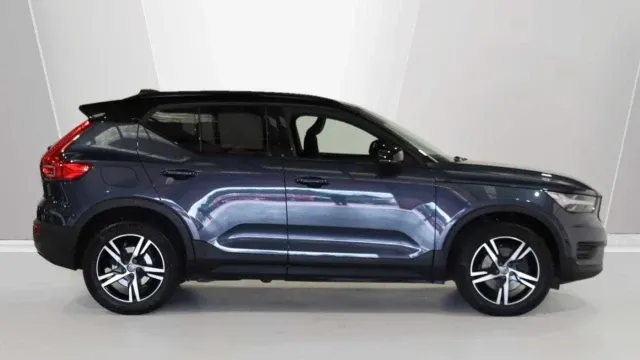 Vehicle Thumbnail 23