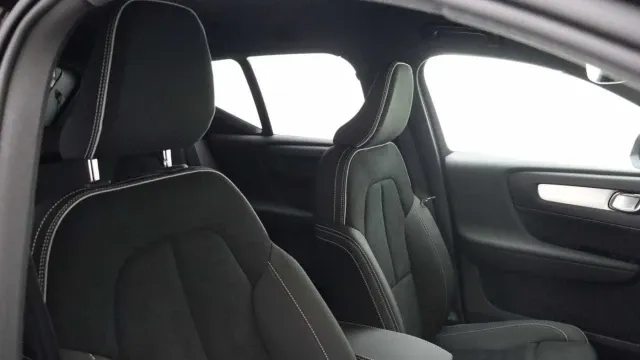 Vehicle Thumbnail 19