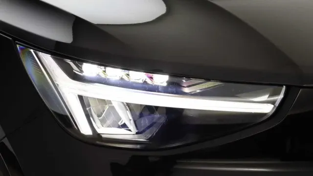 Vehicle Thumbnail 48