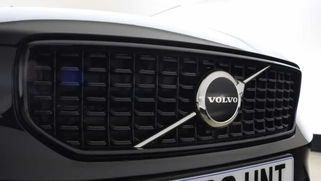 Vehicle Thumbnail 49