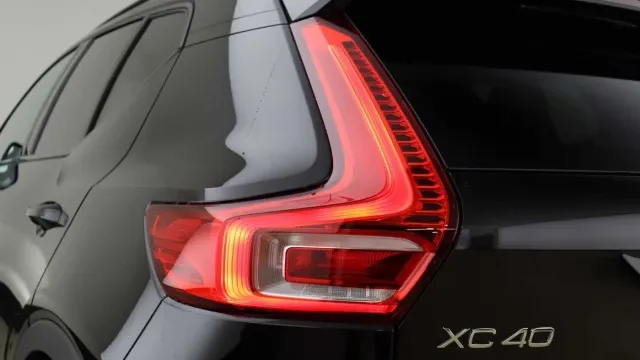 Vehicle Thumbnail 50