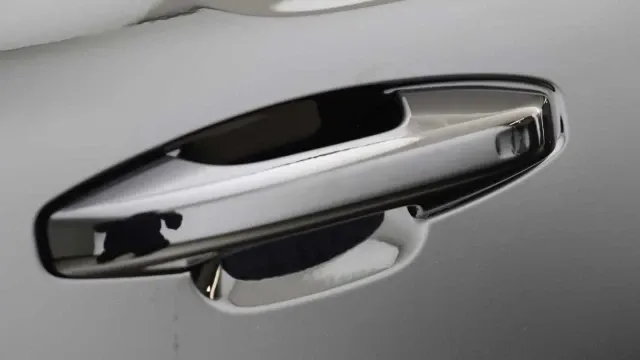 Vehicle Thumbnail 52