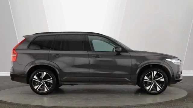 Vehicle Thumbnail 4
