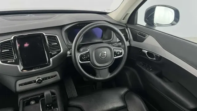 Vehicle Thumbnail 10