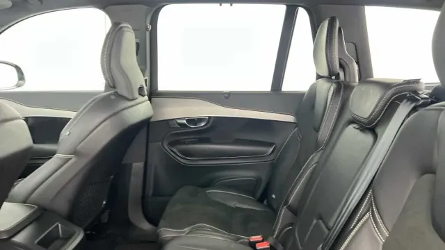 Vehicle Thumbnail 9