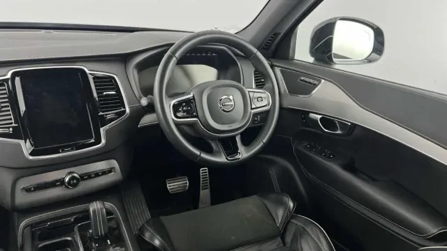 Vehicle Thumbnail 10