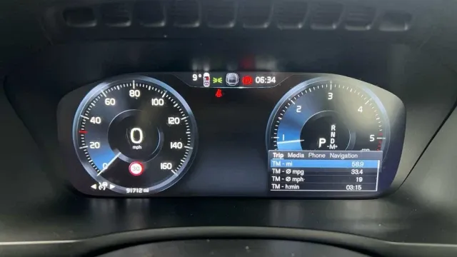 Vehicle Thumbnail 11