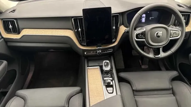 Vehicle Thumbnail 2