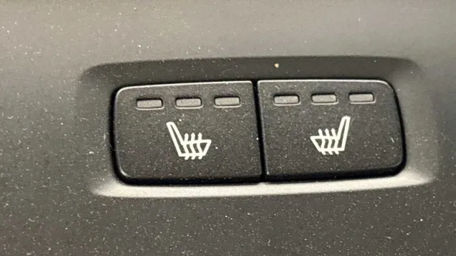 Vehicle Thumbnail 9