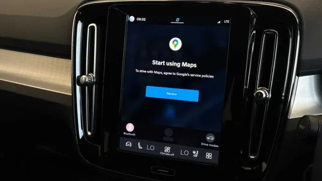 Vehicle Thumbnail 10