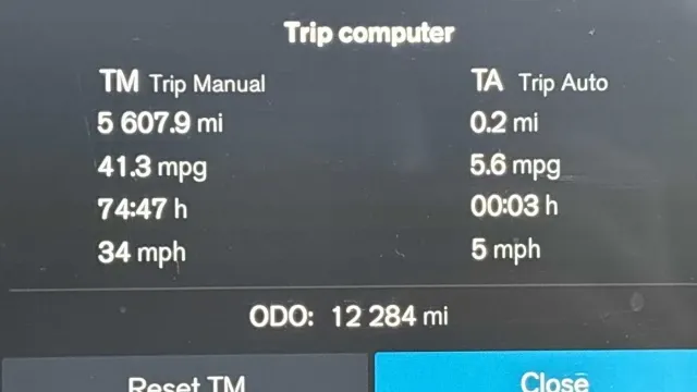 Vehicle Thumbnail 11