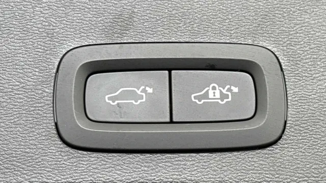 Vehicle Thumbnail 18