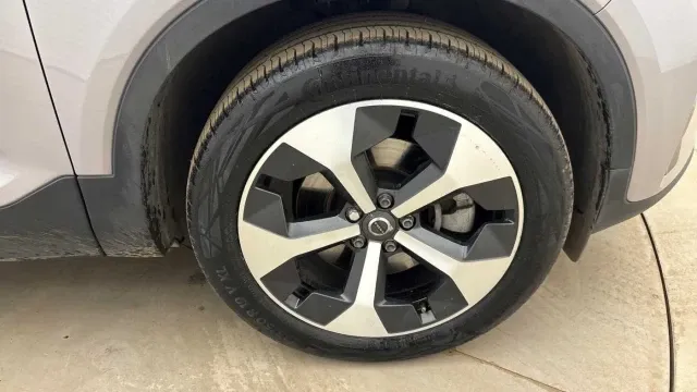 Vehicle Thumbnail 19