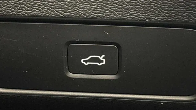 Vehicle Thumbnail 29