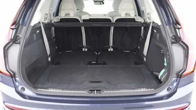 Vehicle Thumbnail 5
