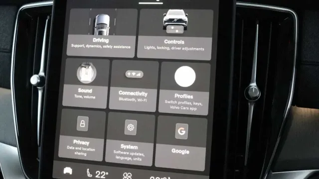 Vehicle Thumbnail 9