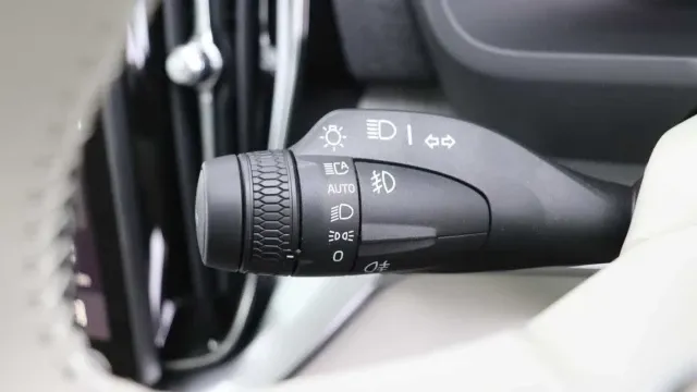 Vehicle Thumbnail 13