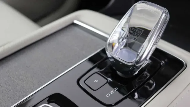 Vehicle Thumbnail 18