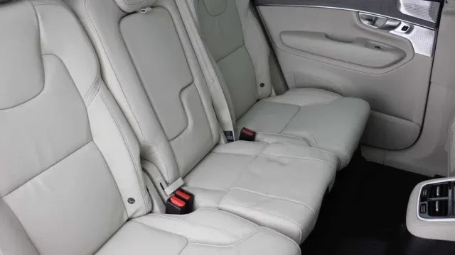 Vehicle Thumbnail 51