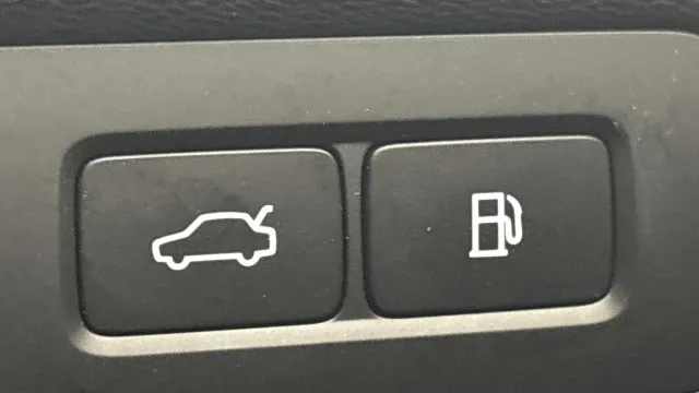 Vehicle Thumbnail 24