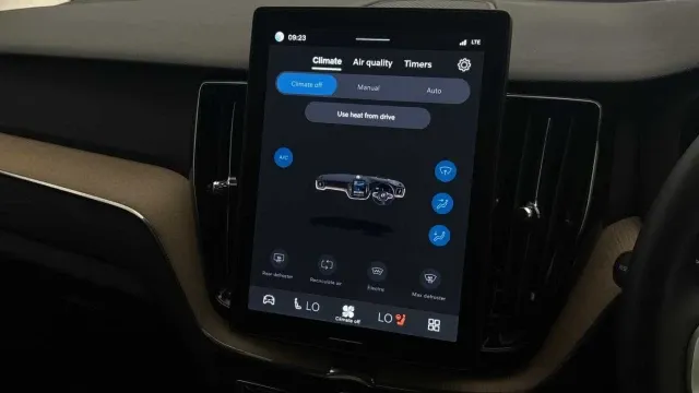 Vehicle Thumbnail 33