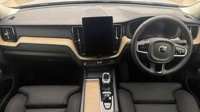 Vehicle Thumbnail 2