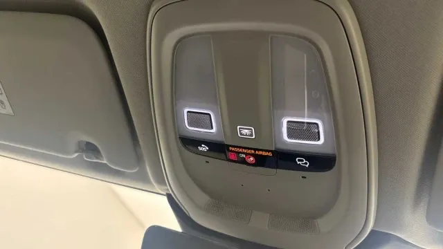 Vehicle Thumbnail 27