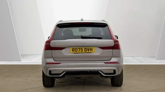 Vehicle Thumbnail 34