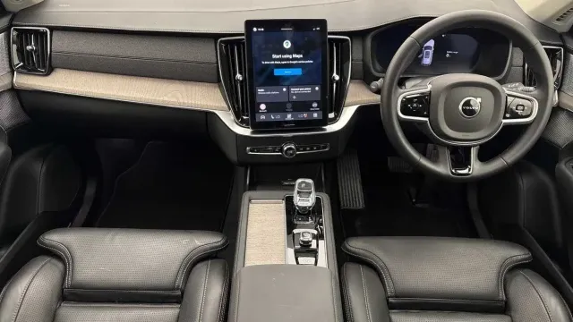 Vehicle Thumbnail 2
