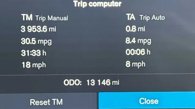 Vehicle Thumbnail 4